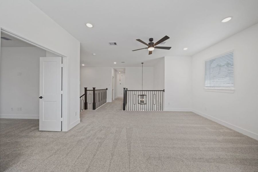 Representative unfurnished interior of a home built from the Waterloo by Chesmar Homes in Attwater 65's, Waller (Image 16).