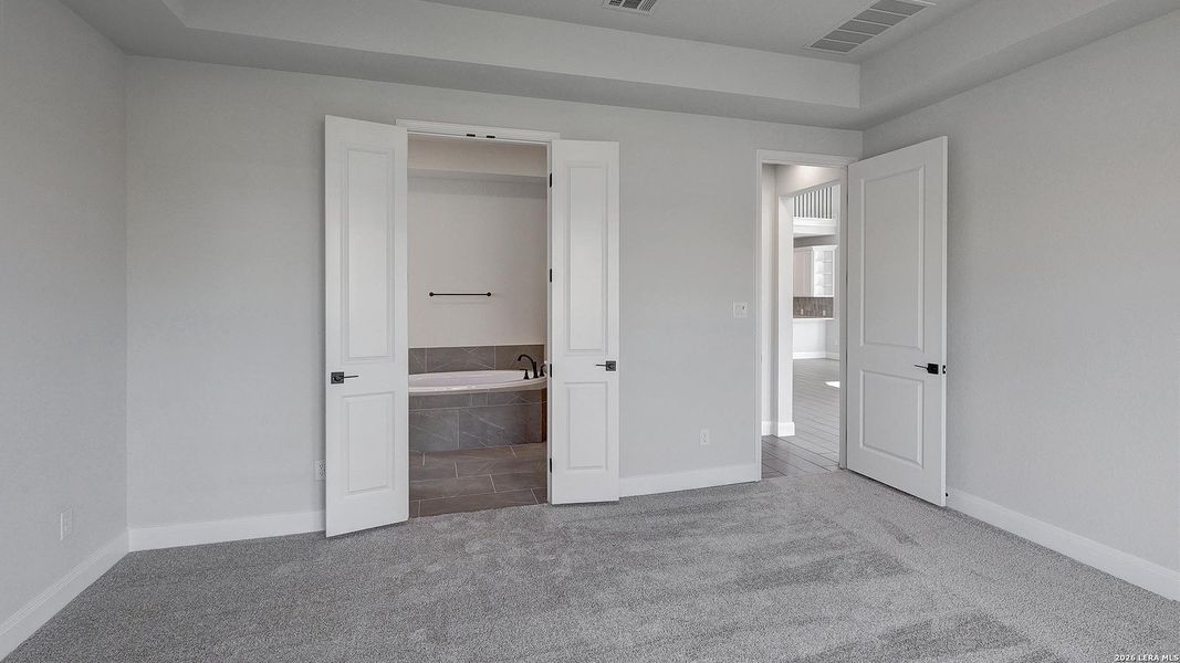 Spacious, unfurnished interior of a new home in Kallison Ranch, San Antonio (Image 14). Spacious, unfurnished interior of a new home in Kallison Ranch, San Antonio (Image 14).
