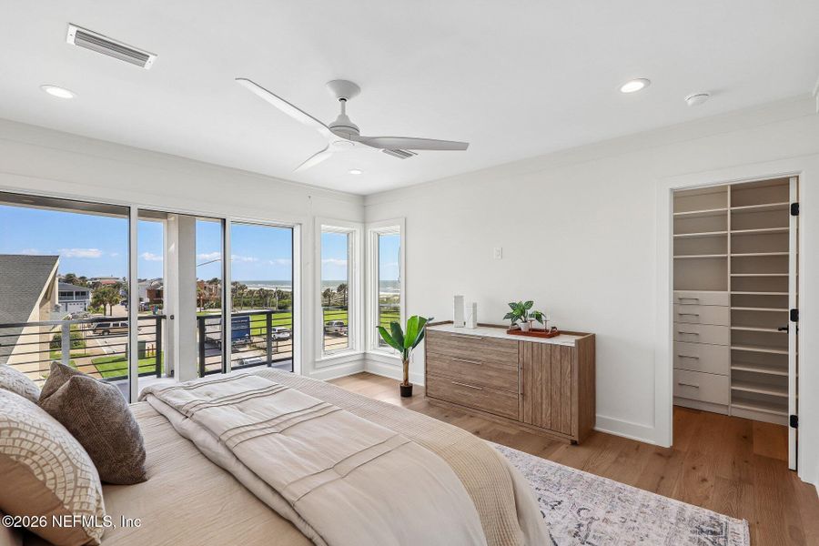 Furnished interior view inside a new home in , Jacksonville Beach (Image 16).