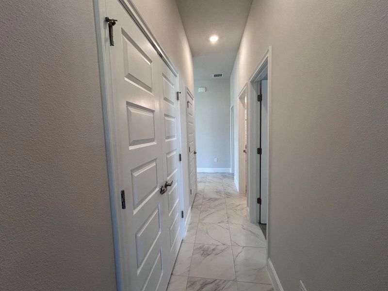 Spacious, unfurnished interior of a new home in Waterstone 72, Fort Pierce (Image 22). Spacious, unfurnished interior of a new home in Waterstone 72, Fort Pierce (Image 22).