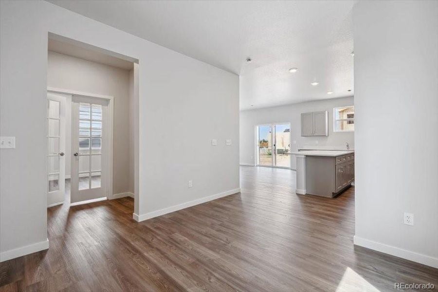 Spacious, unfurnished interior of a new home in Farmlore, Brighton (Image 19).