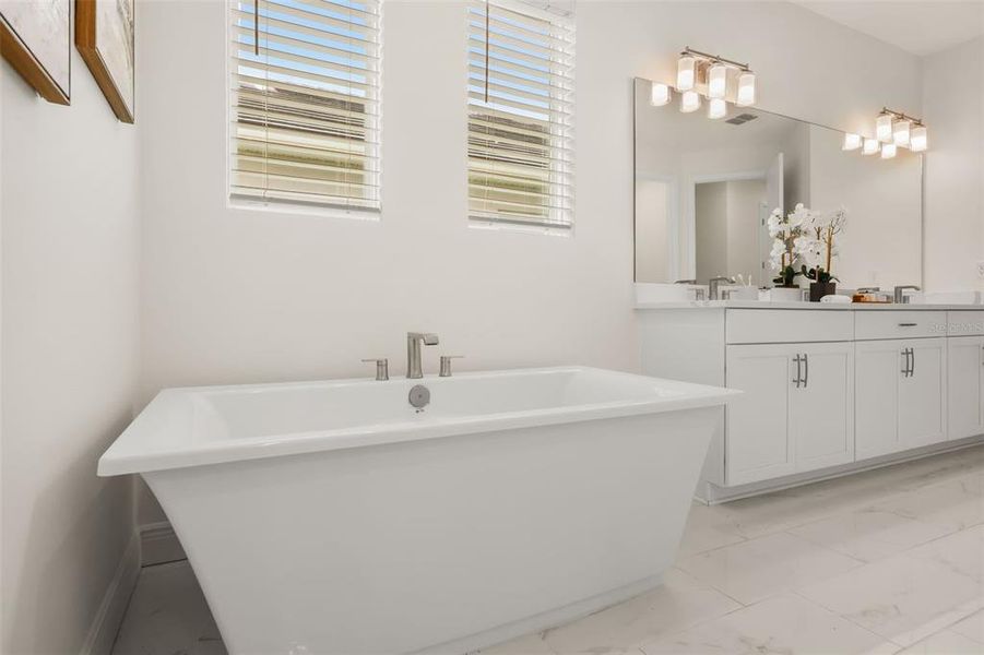 Furnished interior view inside a new home in Palms at Windermere, Windermere (Image 21). Furnished interior view inside a new home in Palms at Windermere, Windermere (Image 21).