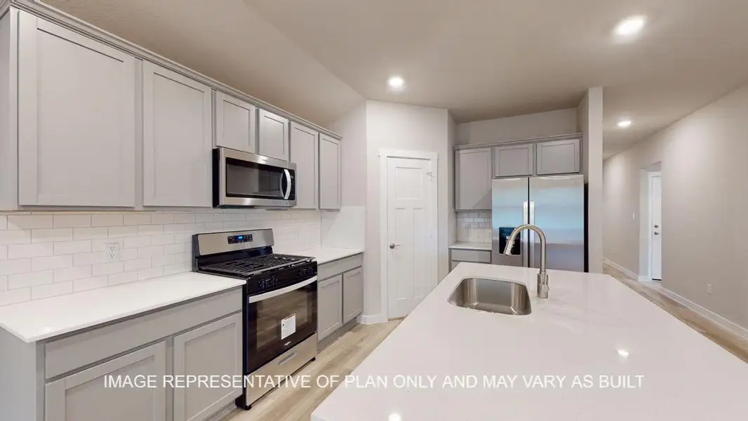 Furnished interior view inside a new home in Turnbo Ranch, Killeen (Image 4).