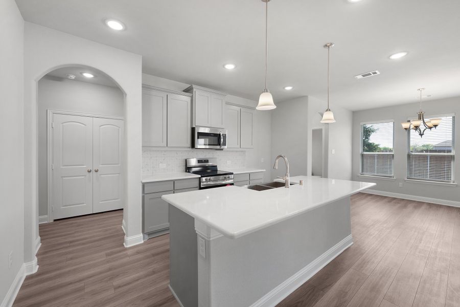 Furnished interior view inside a new home in Summerwood, Red Oak (Image 7).