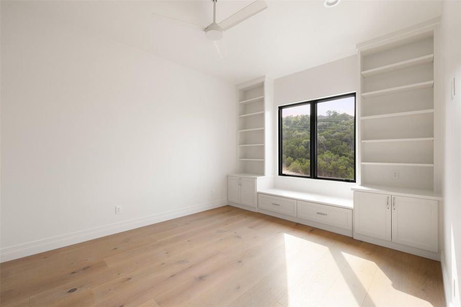 Spacious, unfurnished interior of a new home in , Austin (Image 27). Spacious, unfurnished interior of a new home in , Austin (Image 27).