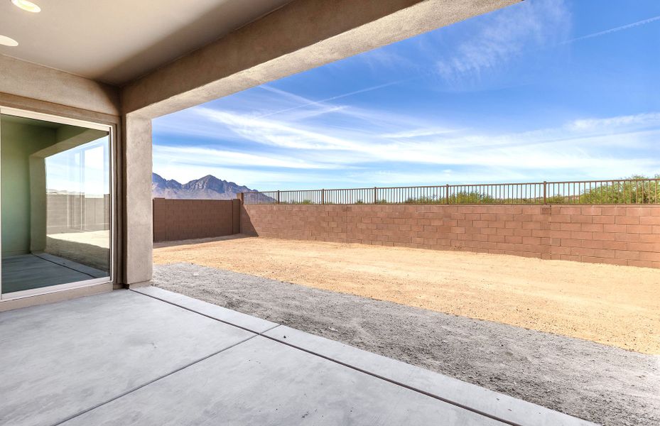 Exterior details and patio area of a home in Vistoso Canyon Estates, Oro Valley (Image 18).