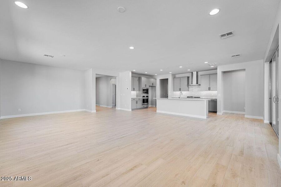 39622 N Kaden Court - Ready Now