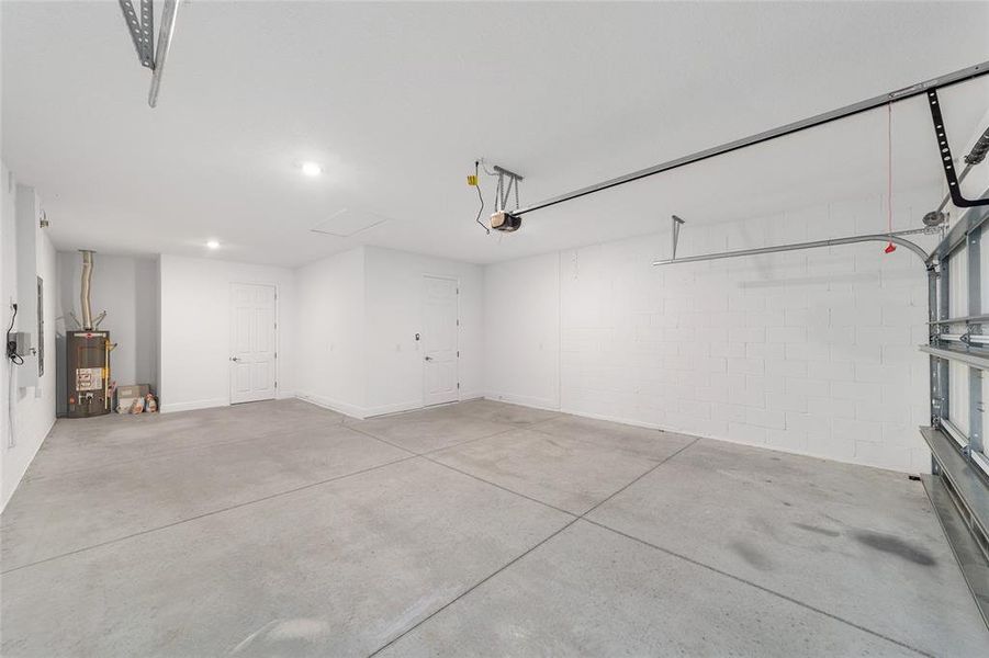 Spacious, unfurnished interior of a new home in On Top of the World Communities, Ocala (Image 15).