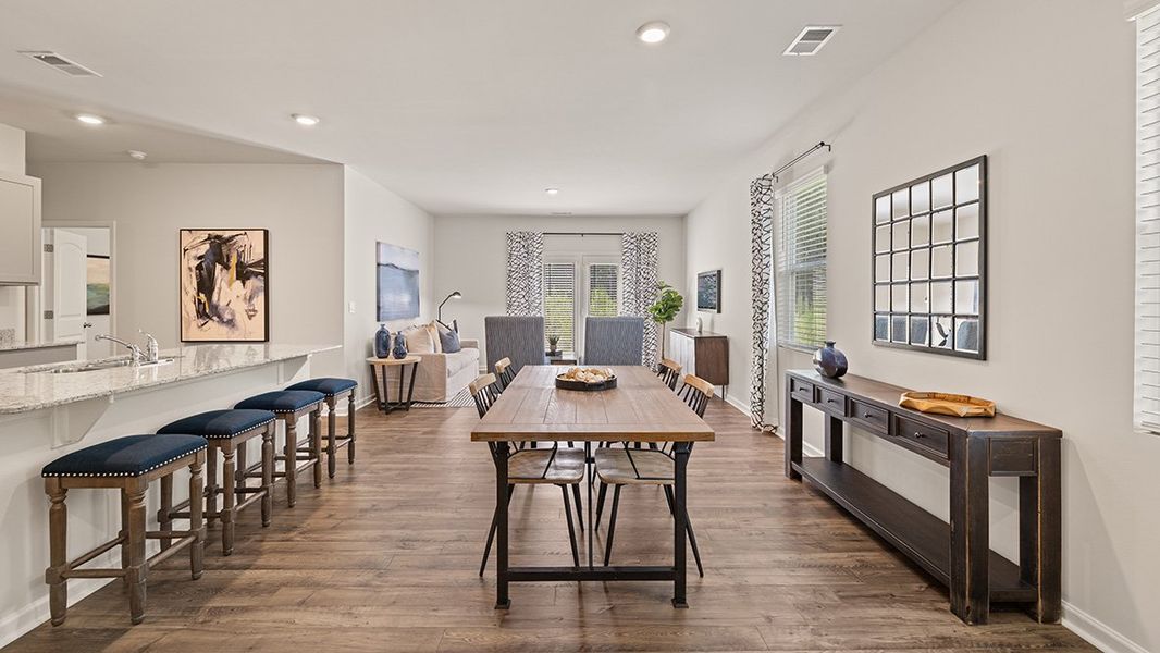 Representative furnished interior of a home built from the ROBIE by D.R. Horton in Pointe Park, Union City (Image 12).