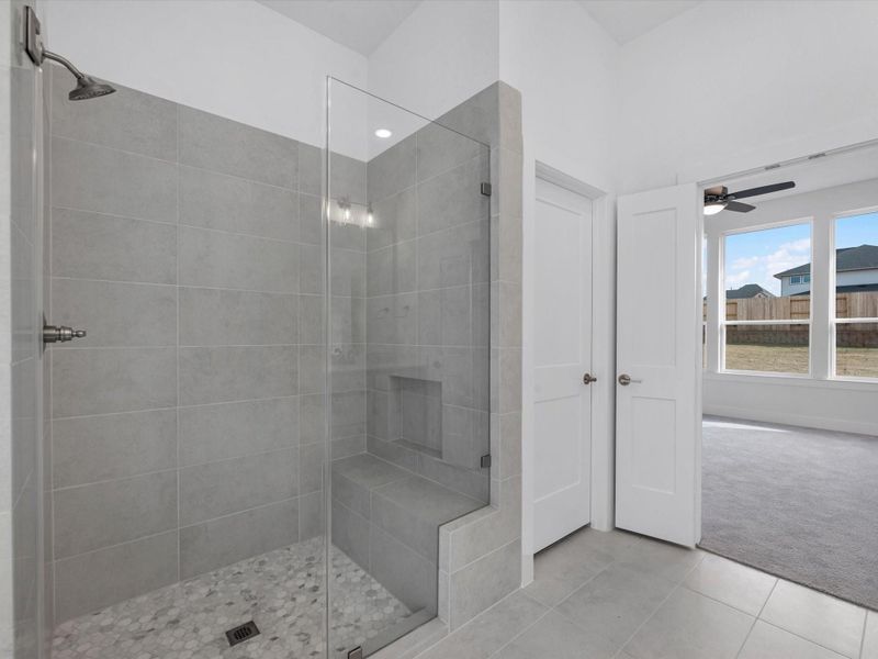 Furnished interior view inside a new home in Clopton Farms, Montgomery (Image 7). Furnished interior view inside a new home in Clopton Farms, Montgomery (Image 7).