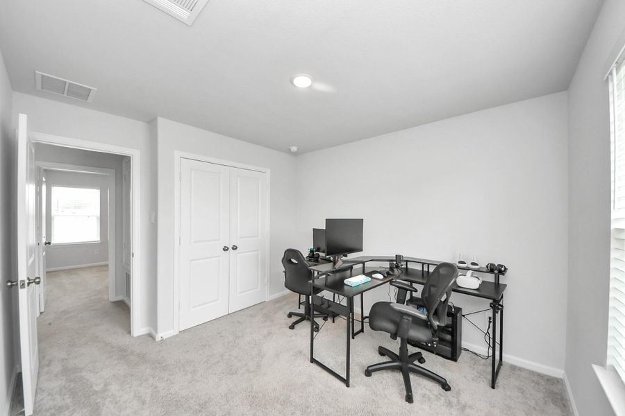 Furnished interior view inside a new home in The Villages at Westpointe, Dayton (Image 3). Furnished interior view inside a new home in The Villages at Westpointe, Dayton (Image 3).