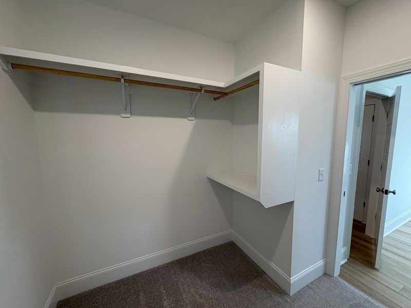 Spacious, unfurnished interior of a new home in Riverside Cove, Wilmington (Image 32).