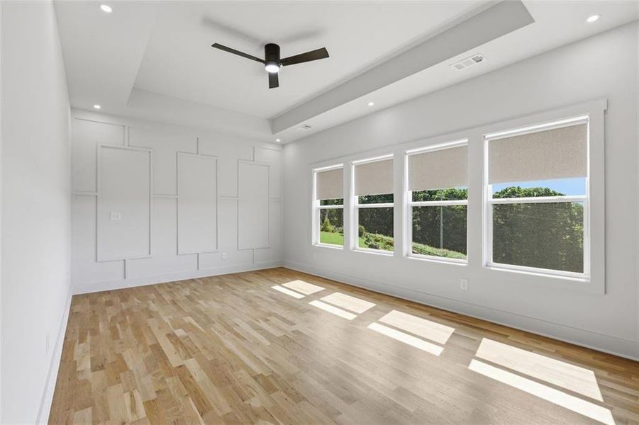 Spacious, unfurnished interior of a new home in , Clermont (Image 53).