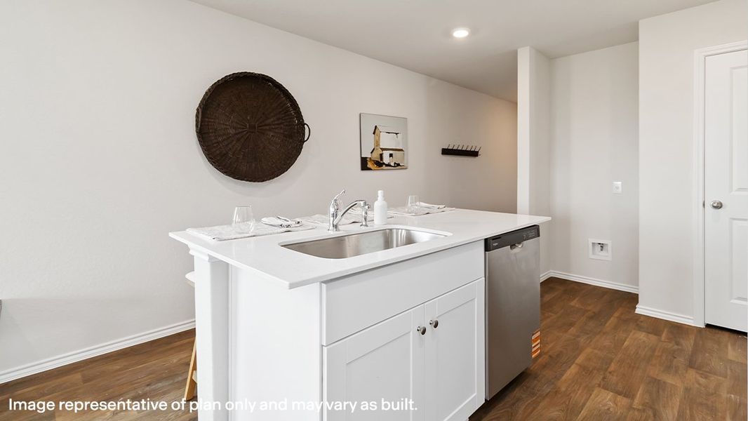 Representative furnished interior of a home built from the The Atlanta by D.R. Horton in Avenida, Converse (Image 10).