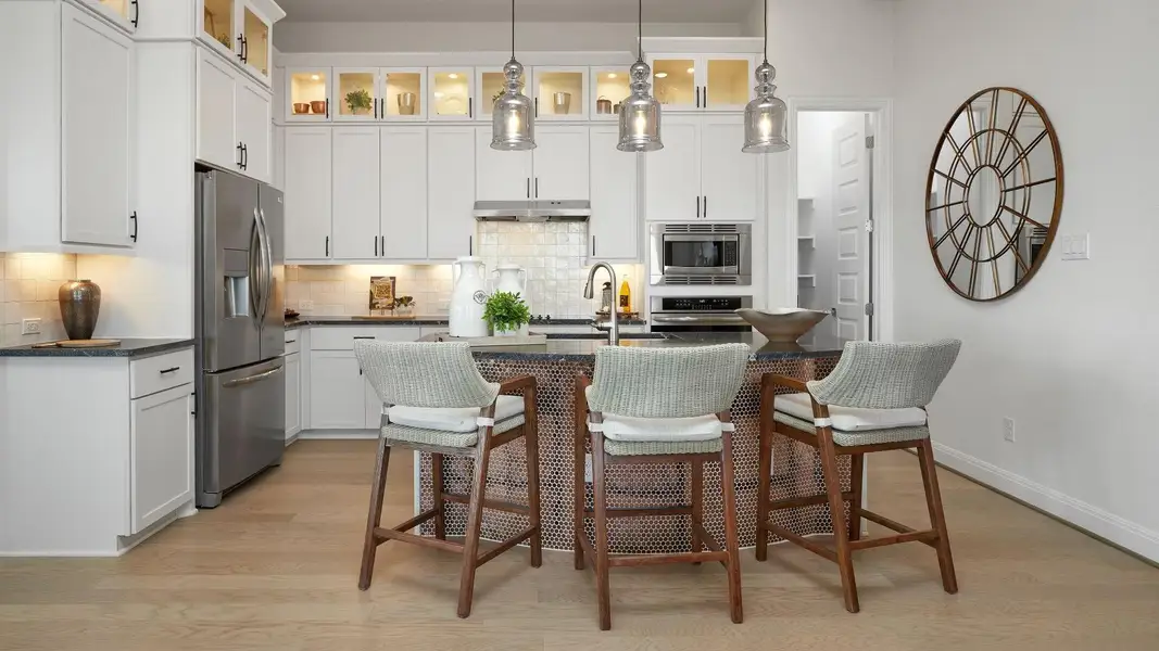 Model home photos of similar floorplans, not pictures of actual home. Model home photos of similar floorplans, not pictures of actual home.