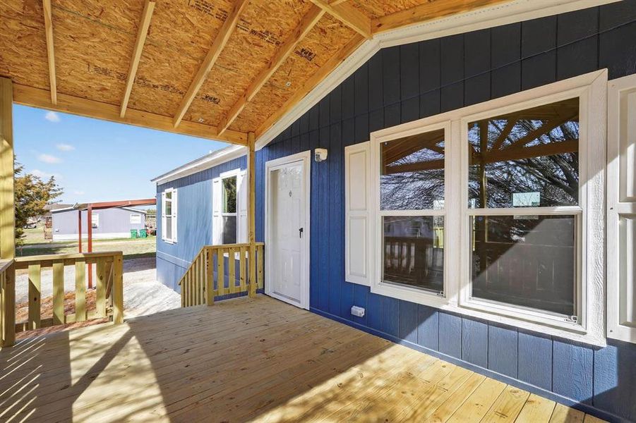 Exterior details and patio area of a home in , Aurora (Image 14).