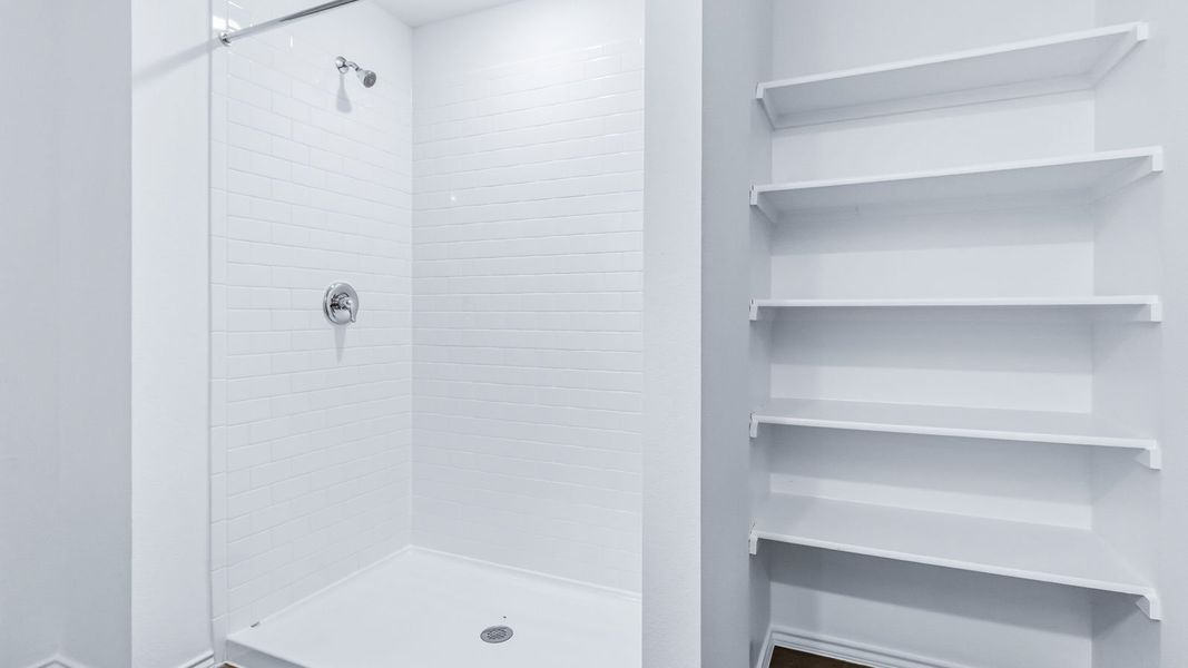 Image 33 representing the The Easton by D.R. Horton in Wayside, Uhland, TX.