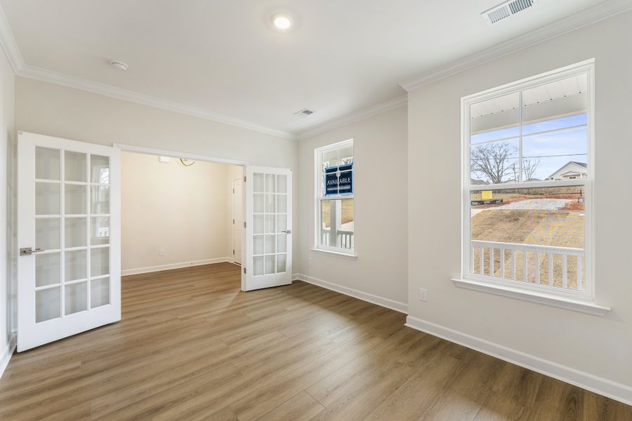 Spacious, unfurnished interior of a new home in Ridgecrest at Midway, Anderson (Image 19).