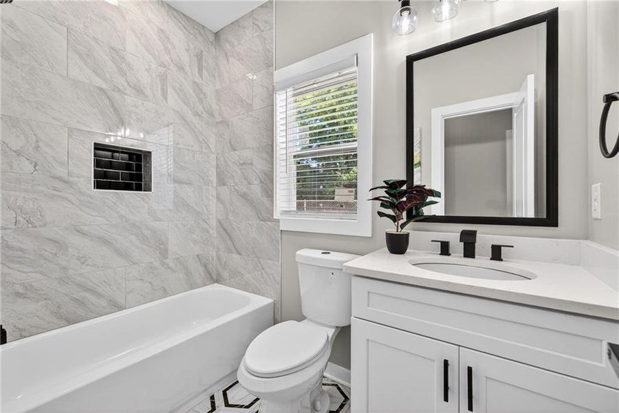Furnished interior view inside a new home in , Hapeville (Image 14).