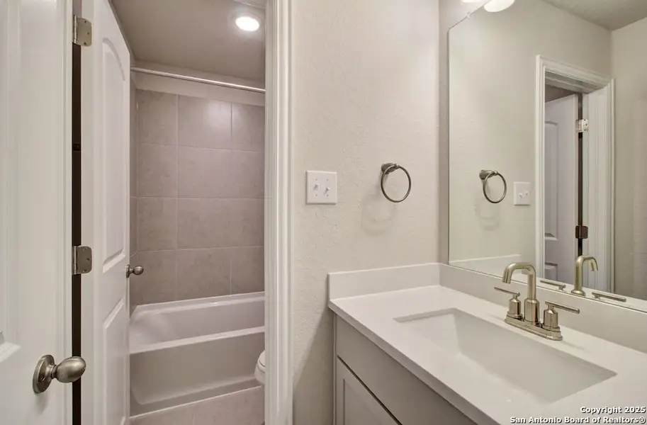 Furnished interior view inside a new home in Casinas at Gruene, New Braunfels (Image 3).