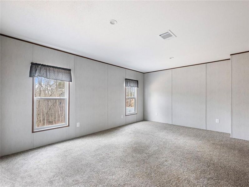 Spacious, unfurnished interior of a new home in , Lula (Image 21).