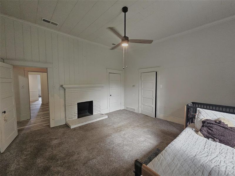 Spacious, unfurnished interior of a new home in , Groesbeck (Image 16).