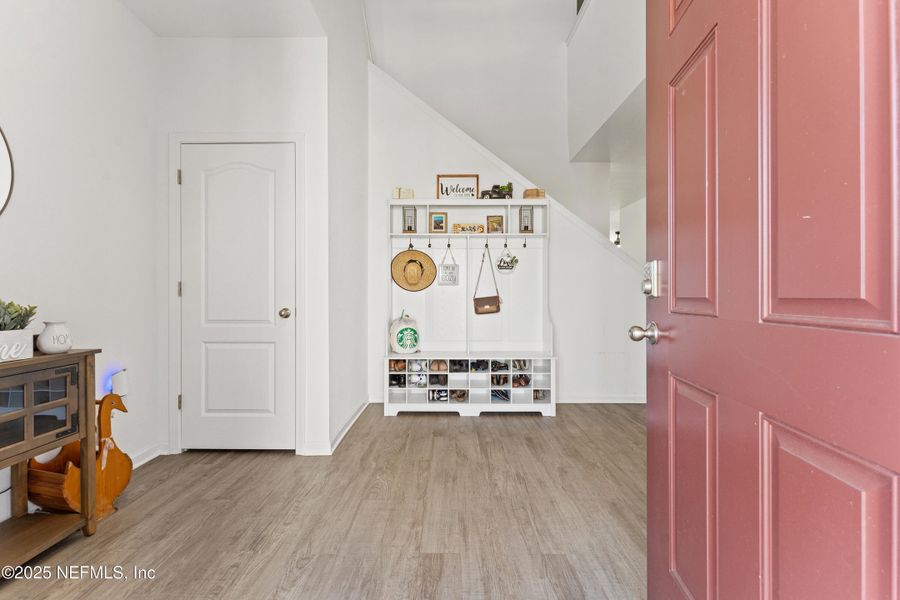 Furnished interior view inside a new home in Cross Creek Express, Green Cove Springs (Image 6).