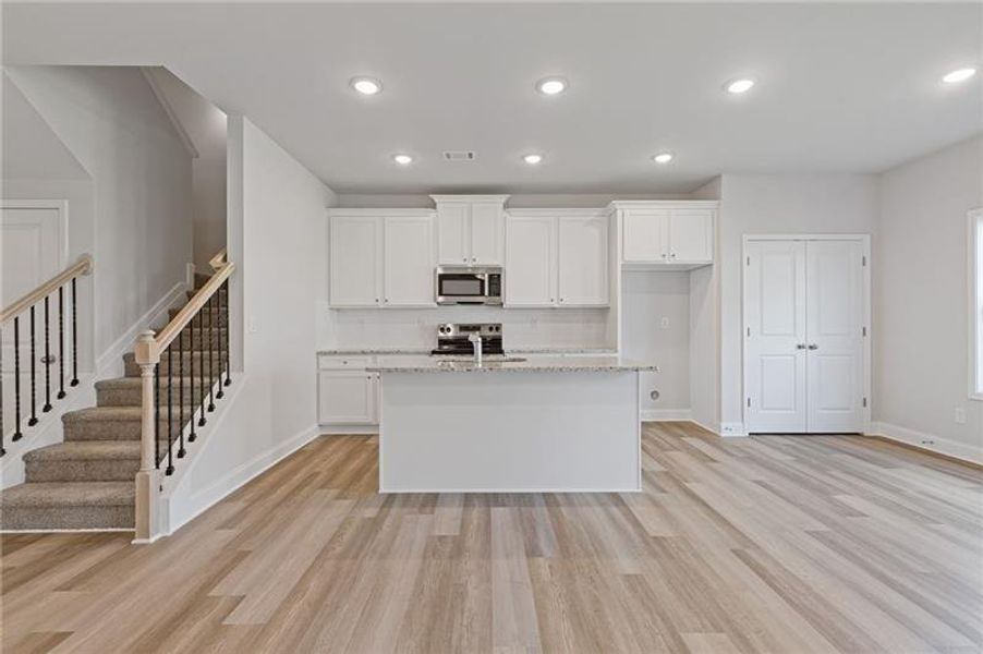 Image 12 of a home in . Image 12 of a home in .