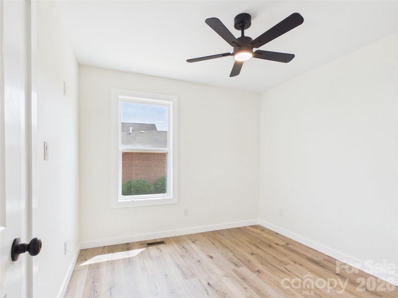 Spacious, unfurnished interior of a new home in , Granite Falls (Image 14).