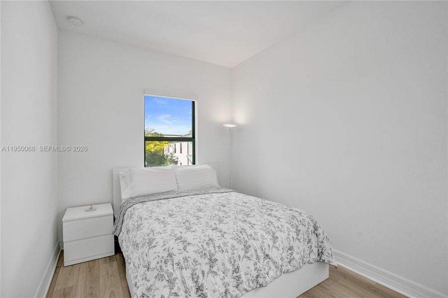 Furnished interior view inside a new home in , Plantation (Image 52).