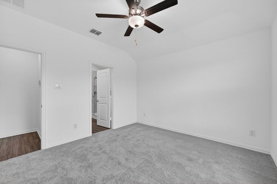 Spacious, unfurnished interior of a new home in River Ridge, Crandall (Image 21). Spacious, unfurnished interior of a new home in River Ridge, Crandall (Image 21).
