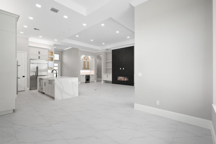 Spacious, unfurnished interior of a new home in Tesoro Club, Port St. Lucie (Image 29). Spacious, unfurnished interior of a new home in Tesoro Club, Port St. Lucie (Image 29).