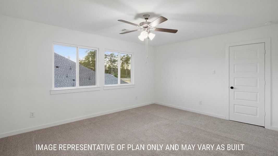 Spacious, unfurnished interior of a new home in The Woods, Lumberton (Image 27).