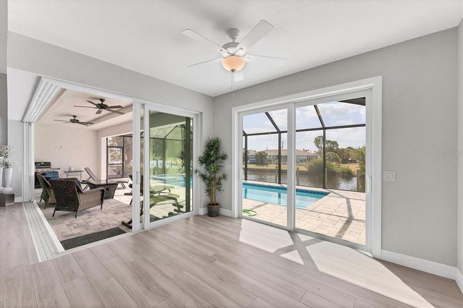 Spacious, unfurnished interior of a new home in , Port Charlotte (Image 19).