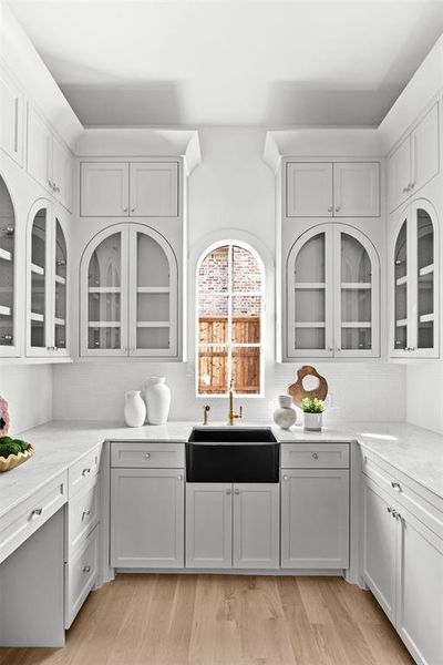 Furnished interior view inside a new home in , Dallas (Image 13).