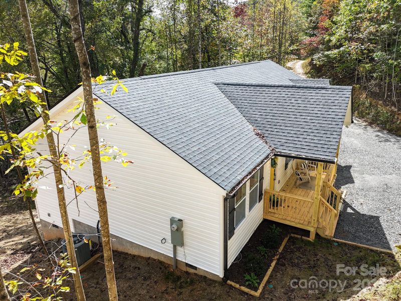 Image 32 of a home in .