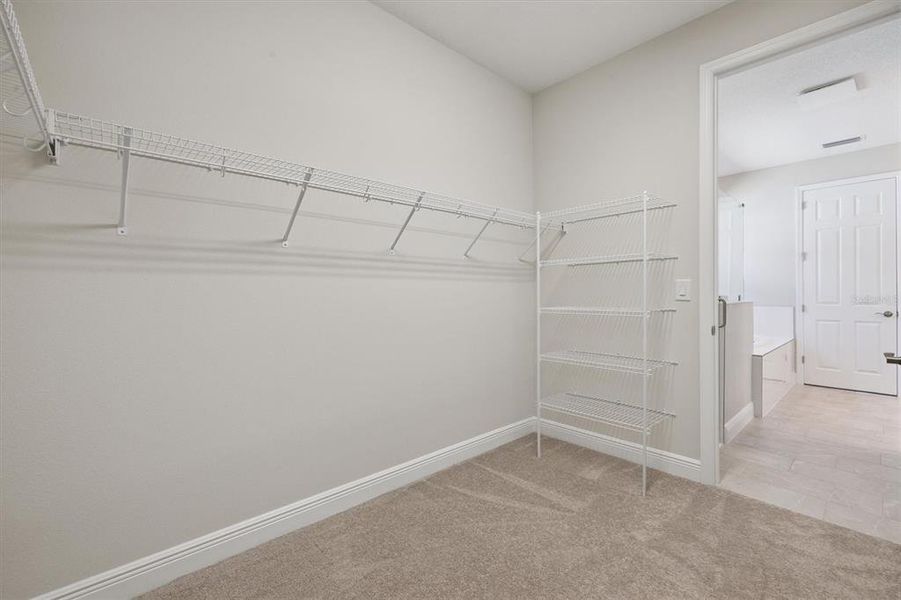 Spacious, unfurnished interior of a new home in Caldera, Spring Hill (Image 16). Spacious, unfurnished interior of a new home in Caldera, Spring Hill (Image 16).