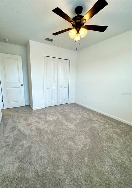 Spacious, unfurnished interior of a new home in Hunt Club Groves, Lake Wales (Image 19).