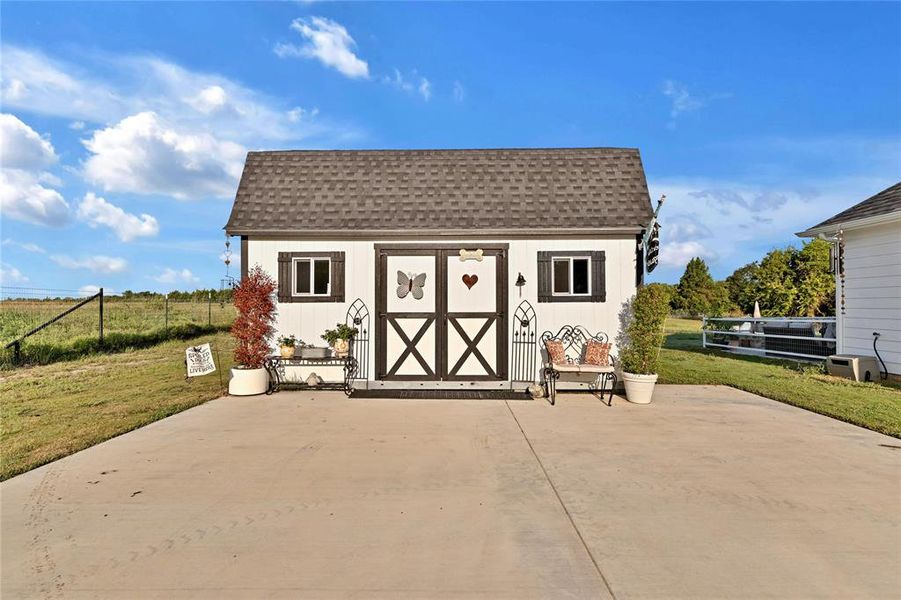 Front exterior of a new home in , Greenville, TX, highlighting curb appeal (Image 25). Front exterior of a new home in , Greenville, TX, highlighting curb appeal (Image 25).