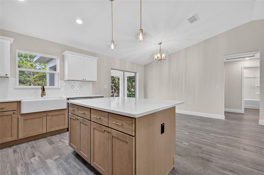 Furnished interior view inside a new home in , Ocala (Image 9).