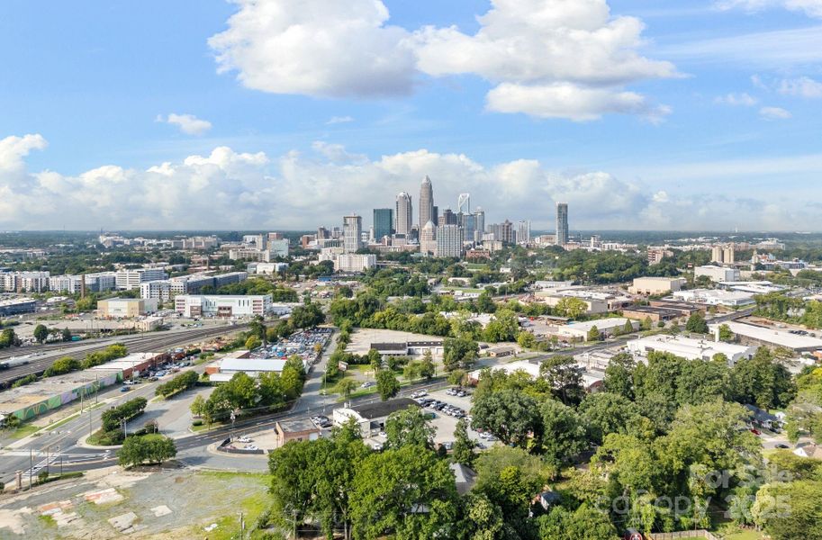 Image 36 of a home in .