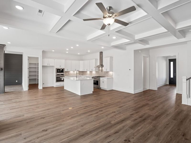 Spacious, unfurnished interior of a new home in Shelton Square, Murfreesboro (Image 45).