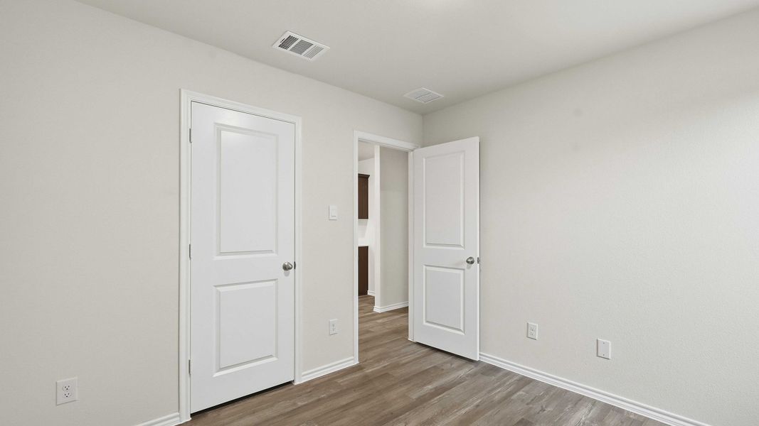 Representative unfurnished interior of a home built from the Barton by D.R. Horton in Maplewood Meadows, Forney (Image 20).