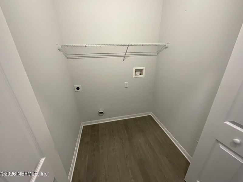 Spacious, unfurnished interior of a new home in , St. Augustine (Image 25).