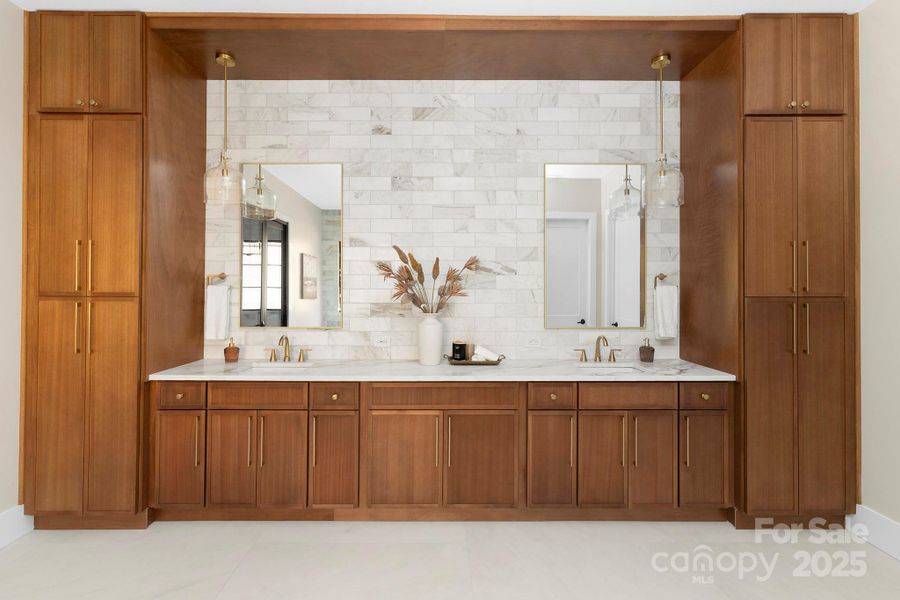 Image 45 of a home in .