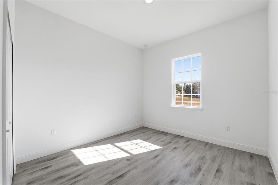 Spacious, unfurnished interior of a new home in , Ocala (Image 16).