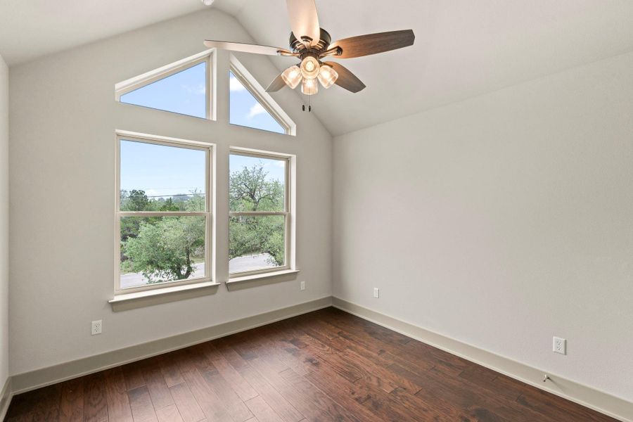 Spacious, unfurnished interior of a new home in , Dripping Springs (Image 31).