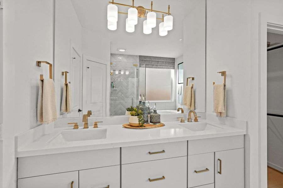 **RENDERING PHOTOS OF THE SAME FLOOR PLAN, FINISHES WILL DIFFER**