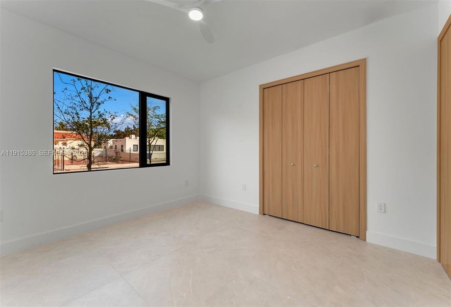 Spacious, unfurnished interior of a new home in , Miami (Image 28).