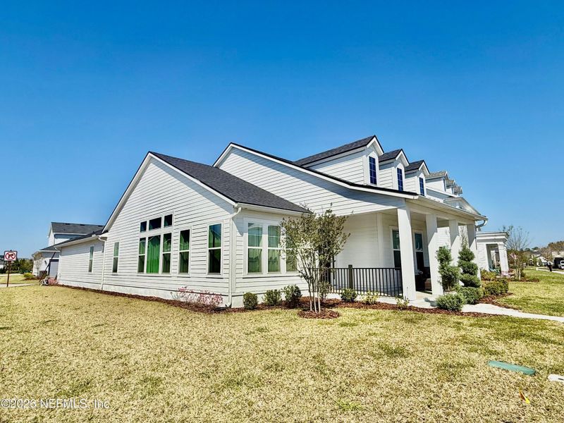 Exterior details and patio area of a home in , Jacksonville (Image 4). Exterior details and patio area of a home in , Jacksonville (Image 4).
